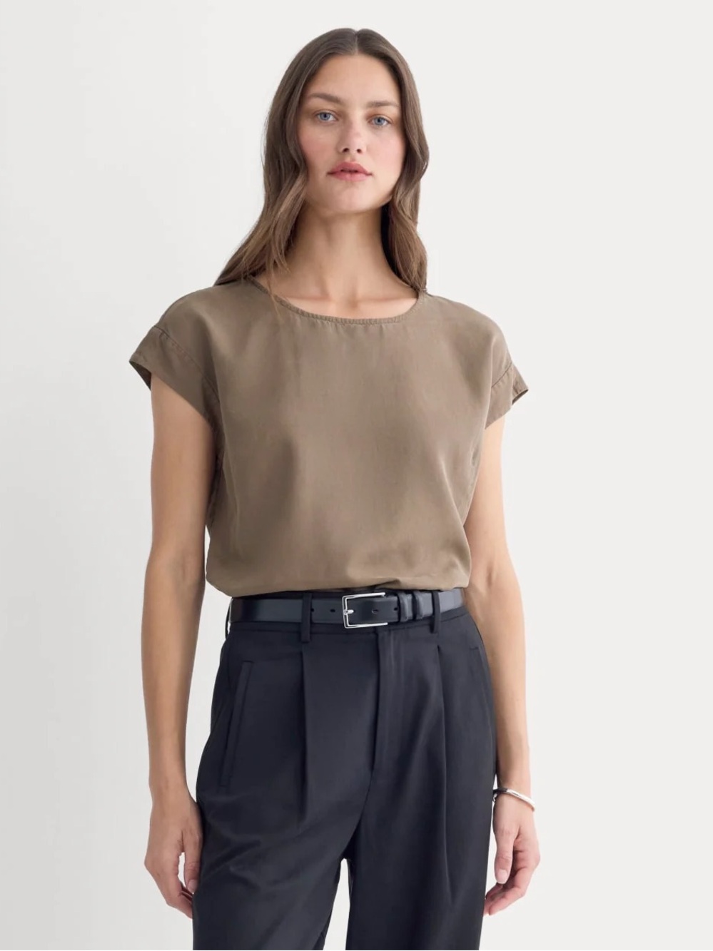Everlane The Muscle Top in Butterlite Deep Taupe TENCEL Lyocell Size S NWOT